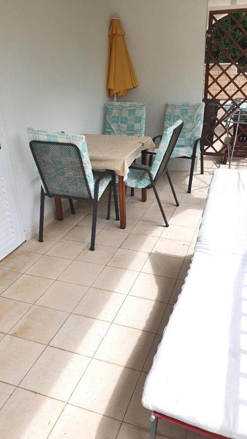 Apartments Dora Banjol Luaran gambar
