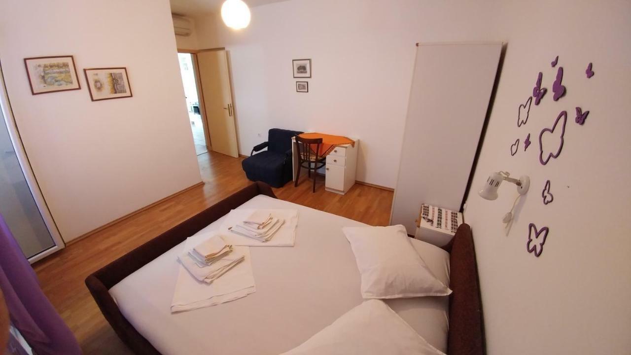 Apartments Dora Banjol Luaran gambar