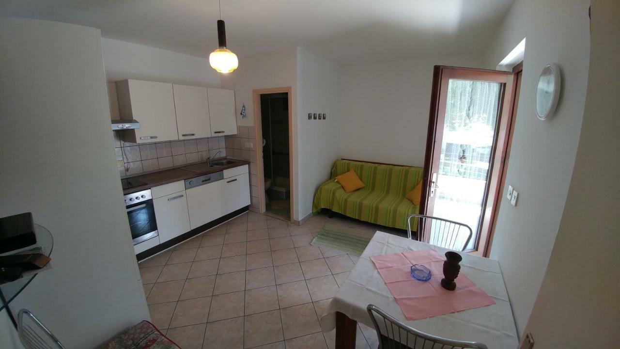 Apartments Dora Banjol Luaran gambar