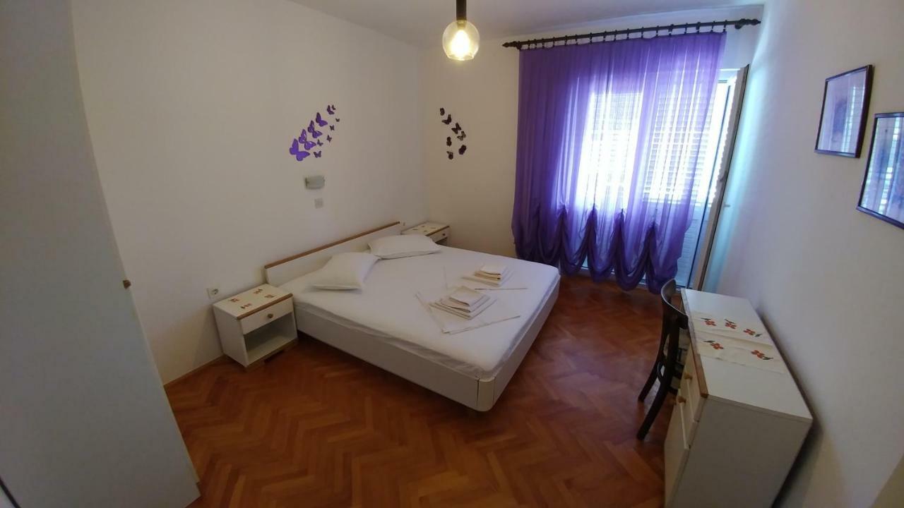 Apartments Dora Banjol Luaran gambar