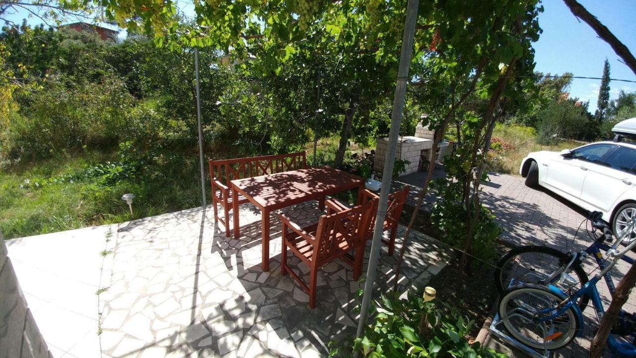 Apartments Dora Banjol Luaran gambar